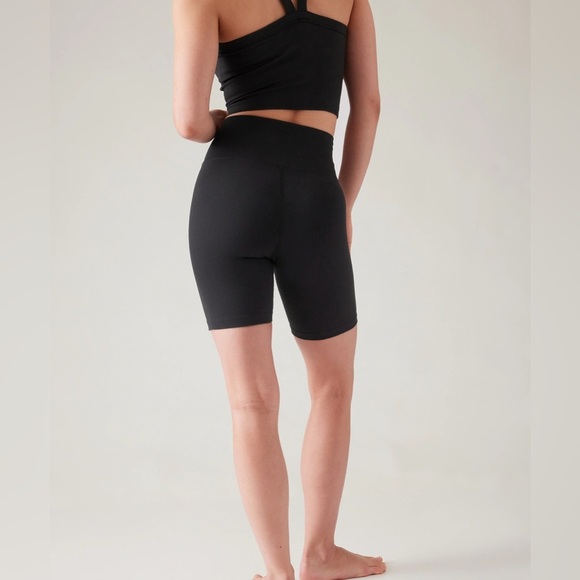 *NWOT* ATHLETA Aurora Seamless 7" Short - Picture 4 of 6